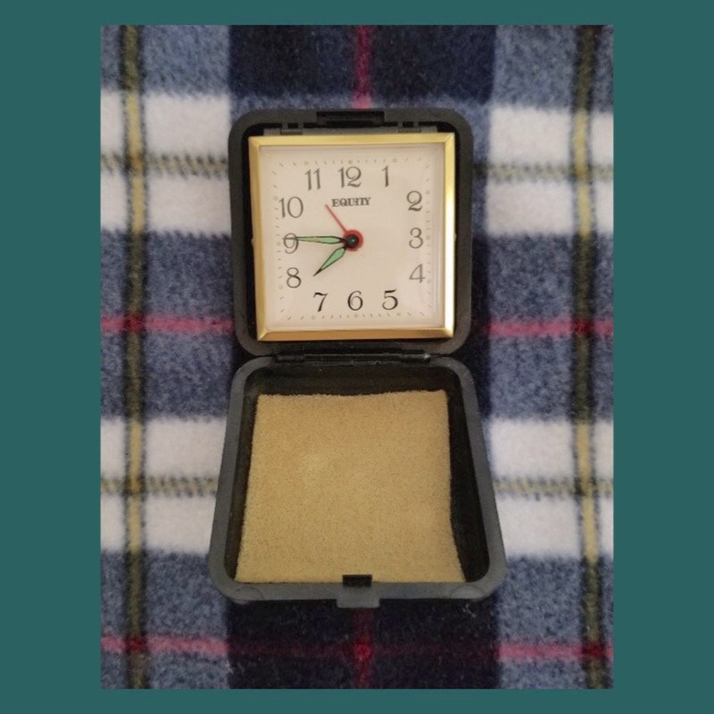 Vintage 70s EQUITY Folding Travel Windup Alarm Clock in case Works GREAT! - Picture 8 of 9